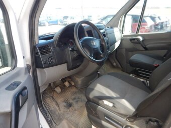 Volkswagen Crafter 2.0 TDI, ČR, 7 MÍST, VALNÍK - 9