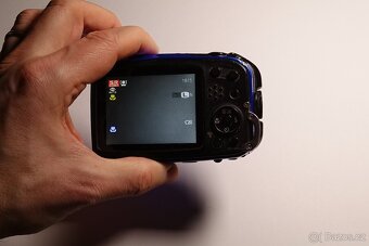 Fujifilm FinePix XP80 - 9