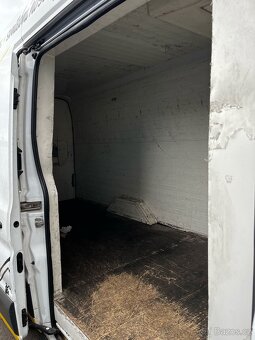 Ford Transit JUMBO chlaďák - poškozený motor - 9