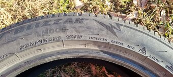 285/45r21 Bridgestone Blizzak LM005 zimní 3ks - 9