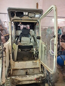 NOVOTNÝ BOBEK 861 4X4 - 9
