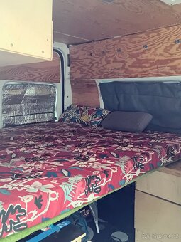Ford Transit "obytka" alternativně 8/9míst - 9
