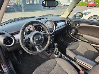 MINI COOPER ONE 2013 1.6i 72kW,TEMPOMAT,KLIMA,SERVISKA - 9
