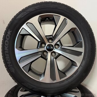 KIA SORENTO 5x114,3 R19 ET49,5+LETNÍ 235/55R19 7mm - 9
