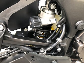 Yamaha XT1200Z Super Tenere - 9
