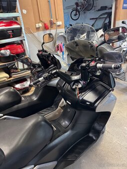 HONDA SILVER WING 400 a 600 - 9
