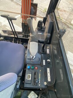 Minibager HITACHI ZX 18-3 plus prepravný vozík Wormann - 9