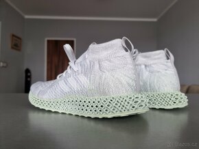 ADIDAS CONSORTIUM RUNNER MID 4D - 9