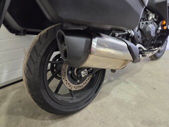 Honda NT 1100 - havarovaná - 9