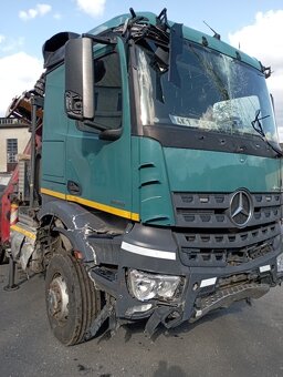 Prodám Mercedes 3351 Arocs pohon 6x6 - 9