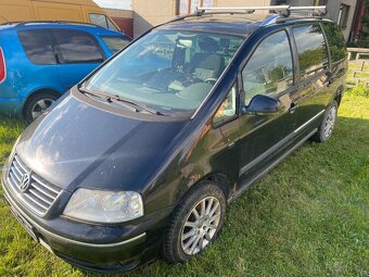 Volkswagen Sharan 1.9tdi 110kw 7 míst. - 9