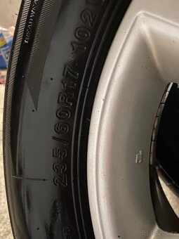 5x114,3 235/60/17 letní Nissan - 9