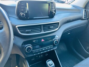 HYUNDAI TUCSON 1.6 CRDi 4x4 6 RYCHLOSTÍ VYHŘEV PUVOD ČR - 9
