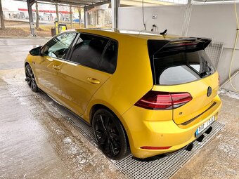 VW Golf 7.5 R-line DSG - 2017 MAX VÝBAVA - super stav - 9