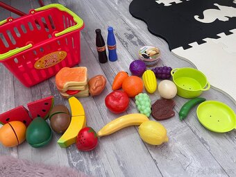 Dětská kuchyňka s příslušenstvím - 9