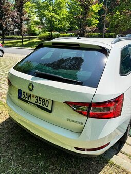 Škoda Superb 2.0 TDI 110kw DSG - 9