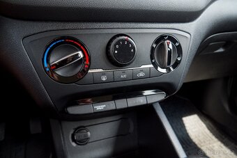Hyundai i20 1.2i 55kW, klima, tažné - 9