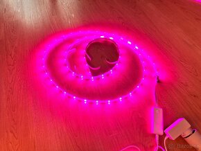 LED pásek Nanoleaf Essentials (light strip) - 9