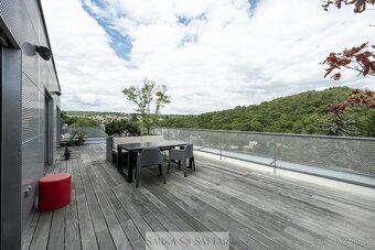Pronajem vybaveného penthousu 5+kk 150m2 plus terasa 81m2 a - 9