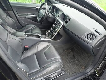 Volvo V60, 2.4 D6 162 kW AWD R-DESIGN HYBRID TWIN ENGINE - 9