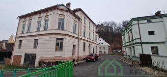 Prodej rodinného domu s restauraci. - 9