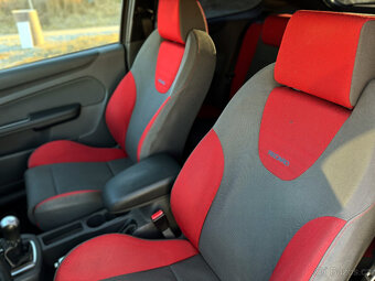 Ford Focus ST 2.5 166kW 5-ti válec - 9