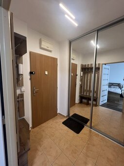 Pronájem 1+kk, rekonstrukce, balkon, zařízený, Hradec Králov - 9