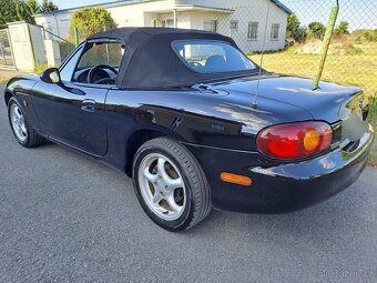 Mazda mx-5 - 9