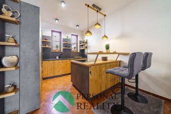 Prodej rodinného domu s restaurací, 616 m2 - Mariánské Lázně - 9