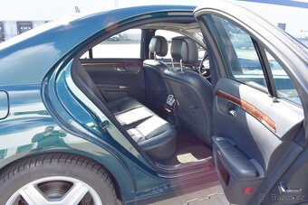 MERCEDES BENZ W221 S500 1 MAJITEL,HARMAN/KARDON,TOP STAV - 9