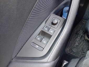 Prodám Škoda Octavia combi 2,0 TDI 85 kw 78000km - 9
