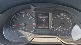 Skoda octavia 2.0 tdi - 9