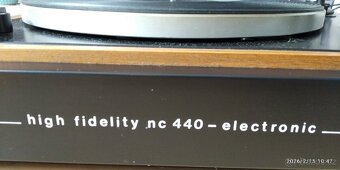 Gramofon Tesla NC440 - 9