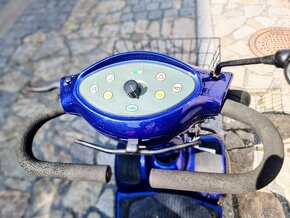 Vozítko elektrické čtyřkolové dojezd na nákupy - 9