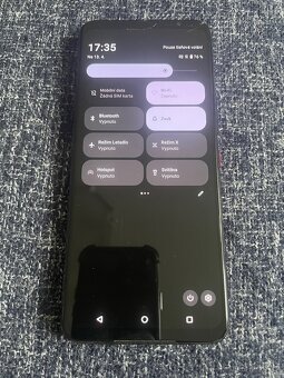 Telefon Asus ROG Phone 6 + komplet herní příslušenství - 9