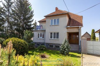 Prodej rodinného domu 6+1, zahradní domek, pozemek 1116m2, D - 9