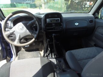 Nissan Navara 2.5 TD 4x4 redukce tažné 3T - 9