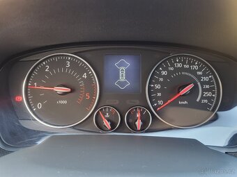 Renault Laguna III 2.0dCi 150PS Limited - REZERVACE - 9