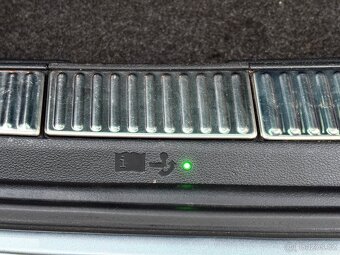 Škoda Superb 3 kombi 2.0 TDI MANUÁL, CANTON, ČR - 9