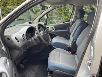 Citroën Berlingo: pro převoz vozíčkáře - 9