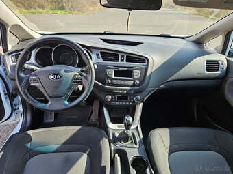 Kia Cee´d SW 1.6 GDi - 9