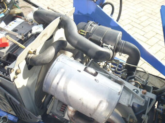 Traktor Iseki TXG23 4wd HST - 9