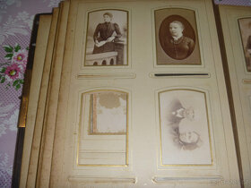 Album s Kabinetky, 15 listů asi 50 fotek , Antik. - 9