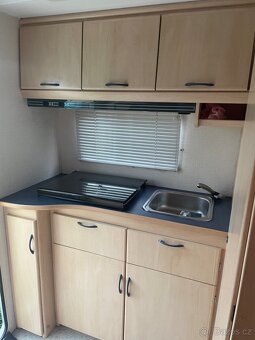 Prodám karavan zn. Gruau - 9