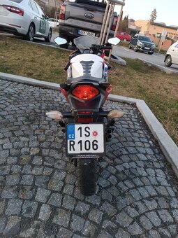 Honda CBR 125R 2012 - 9