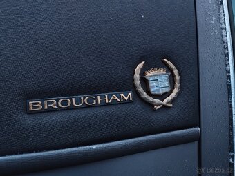Cadillac Fleetwood Brougham sleva - 9