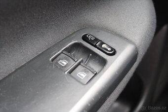 Škoda Octavia 1.6 MPI TOUR KLIMATIZACE ČR (2010) - 9