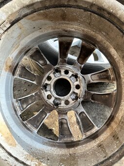 Mercedes ALU C w205 R17 letní Michelin - 9