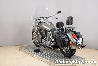 Honda VTX 1300 S - 9