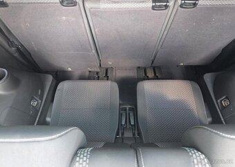 Toyota Verso 2.0-1.MAJ.-NÍZKÉ KM-7 MÍST - 9